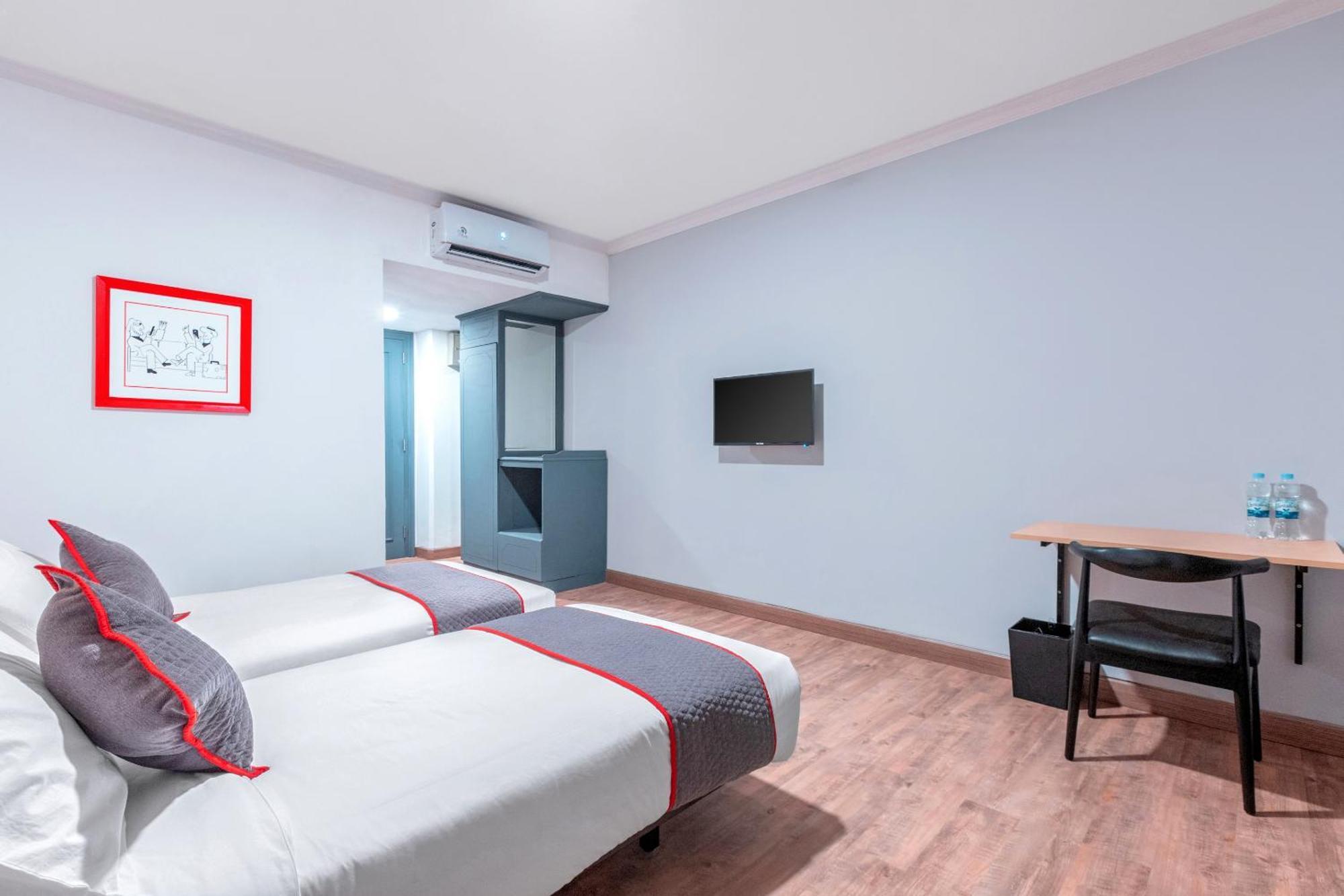 Super Oyo Townhouse 2 Hotel Gunung Sahari Jakarta Eksteriør bilde