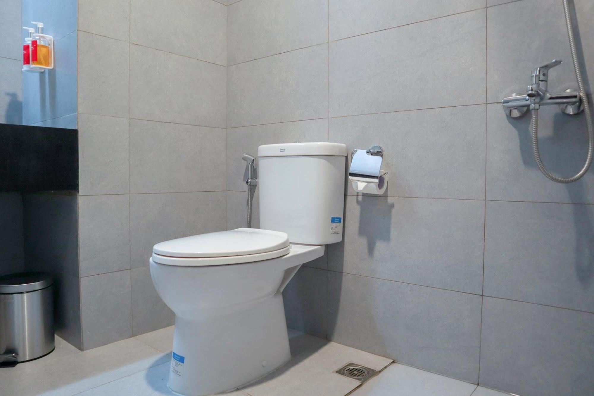 Super Oyo Townhouse 2 Hotel Gunung Sahari Jakarta Eksteriør bilde