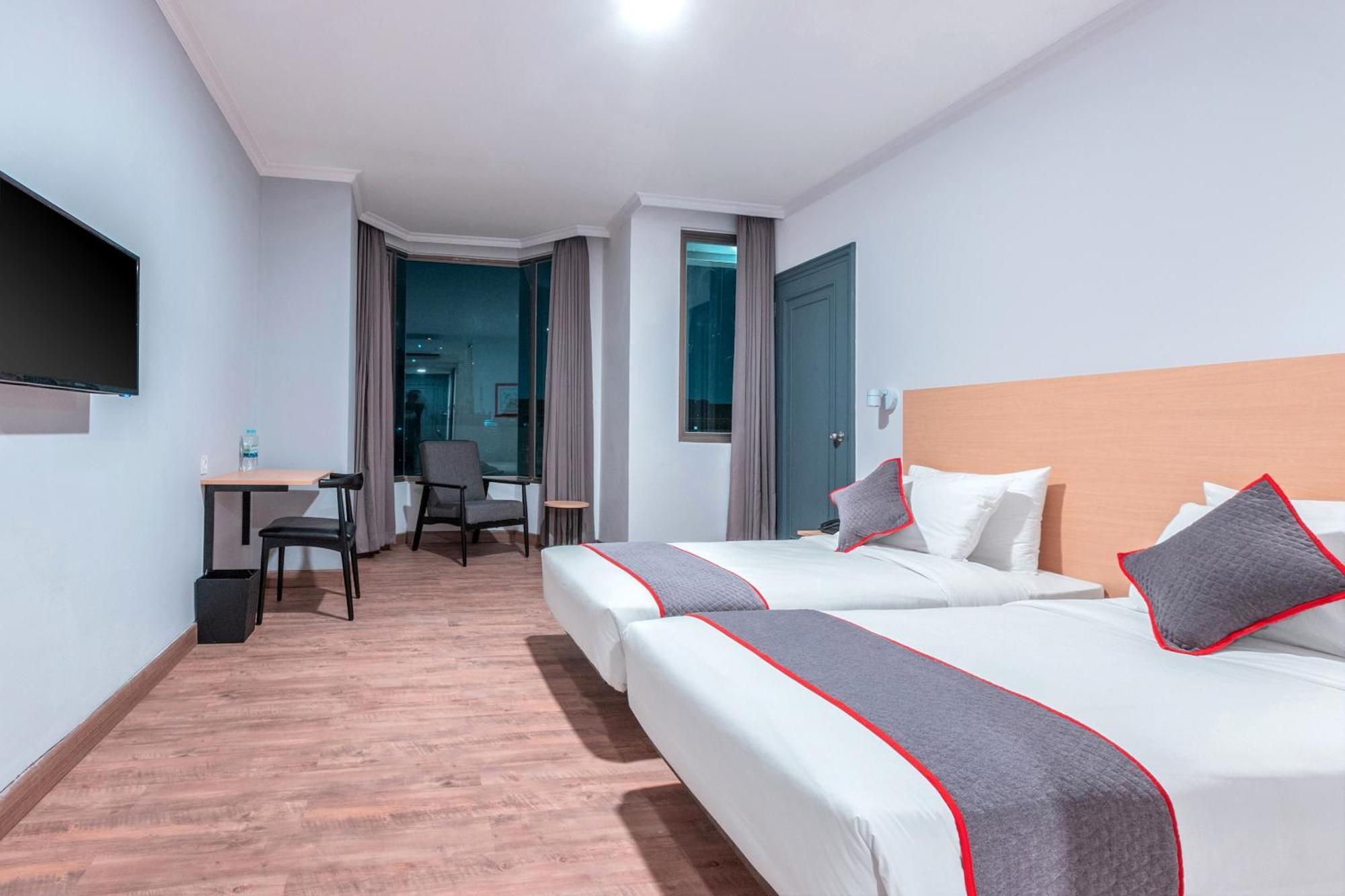 Super Oyo Townhouse 2 Hotel Gunung Sahari Jakarta Eksteriør bilde