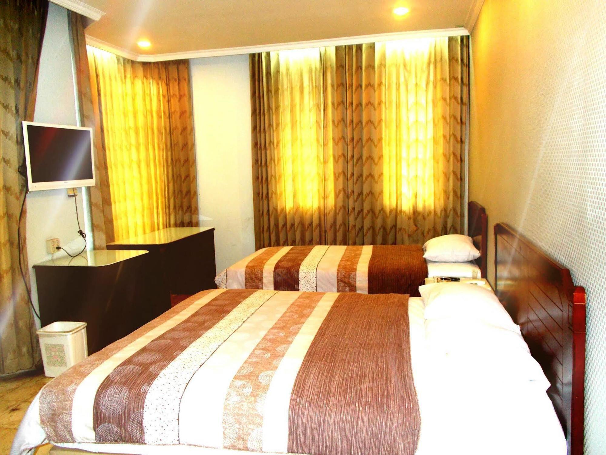 Super Oyo Townhouse 2 Hotel Gunung Sahari Jakarta Eksteriør bilde
